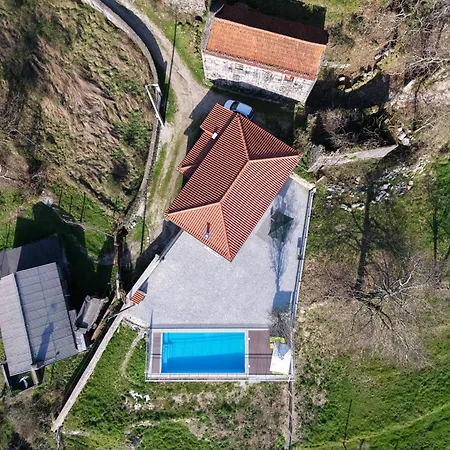 Feriehus Casa Do Tojal - Um Refugio Nas Montanhas Minhotas *