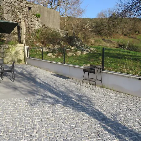 Casa Do Tojal - Um Refugio Nas Montanhas Minhotas *